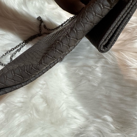 Gray Snakeskin Clutch Bag - Picture 8 of 9